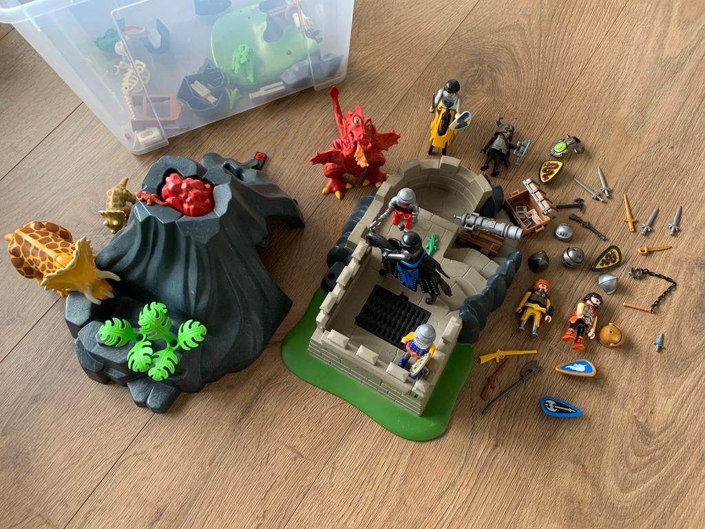 Doos met diverse Playmobil, Ophalen, Zo goed als nieuw