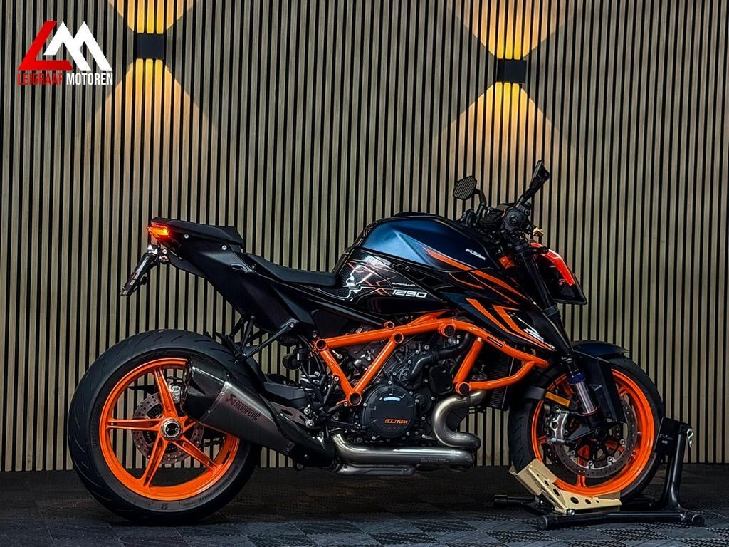 KTM 1290 SUPER DUKE R EVO - Akrapovic - Vol opties -Techpack, 2 cilinders, KTM, Bedrijf, Meer dan 35 kW