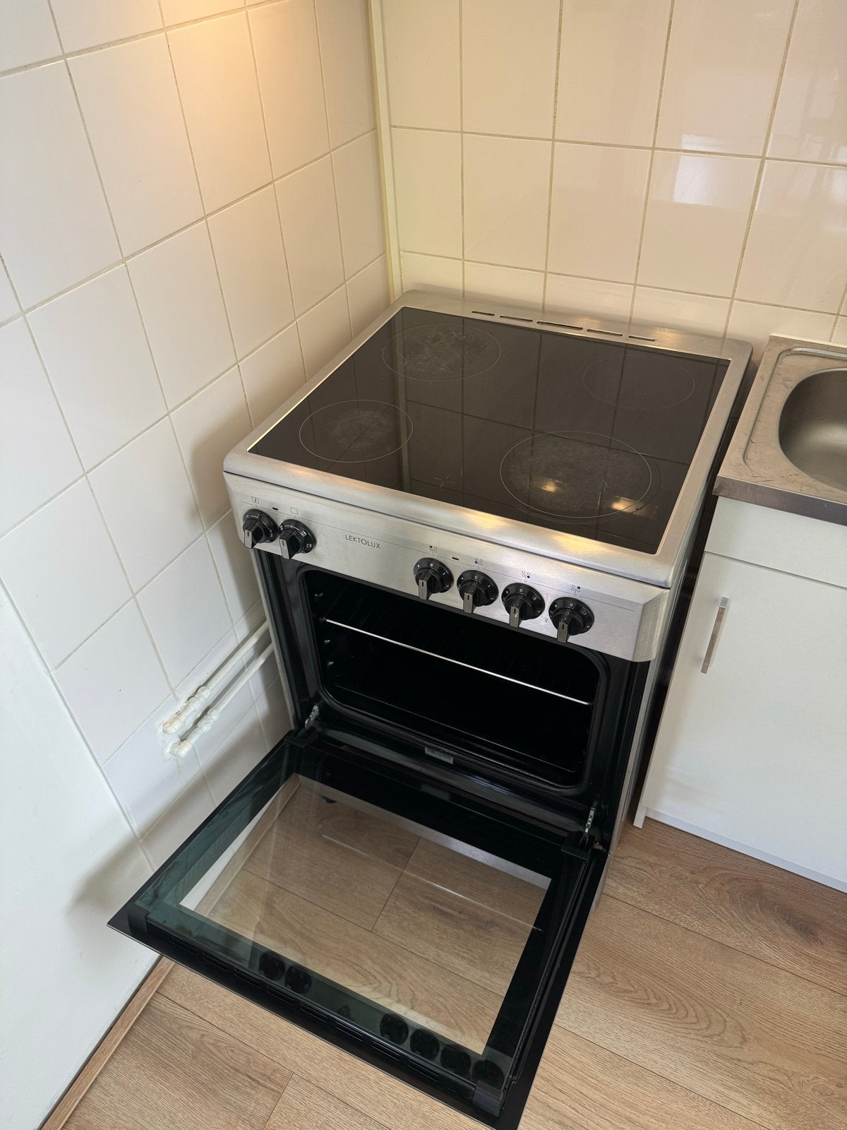Lektolux Elektrisch Fornuis met Keramische Kookplaat, Witgoed en Apparatuur, Ophalen, Gebruikt, 60 cm of meer, 4 kookzones
