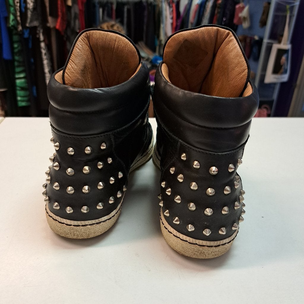 Sandro zwarte halfhoge leren sneakers + punt studs 40 44360, Kleding | Dames, ., Zwart, Sandro, Ophalen of Verzenden