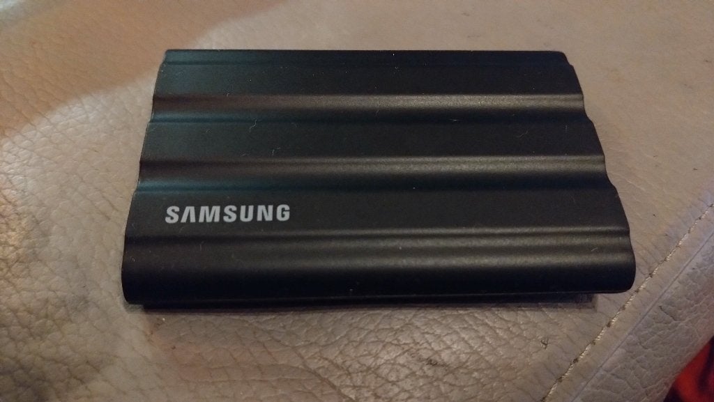 Samsung T7 shield 4TB, Ophalen, SSD, Zo goed als nieuw, Laptop