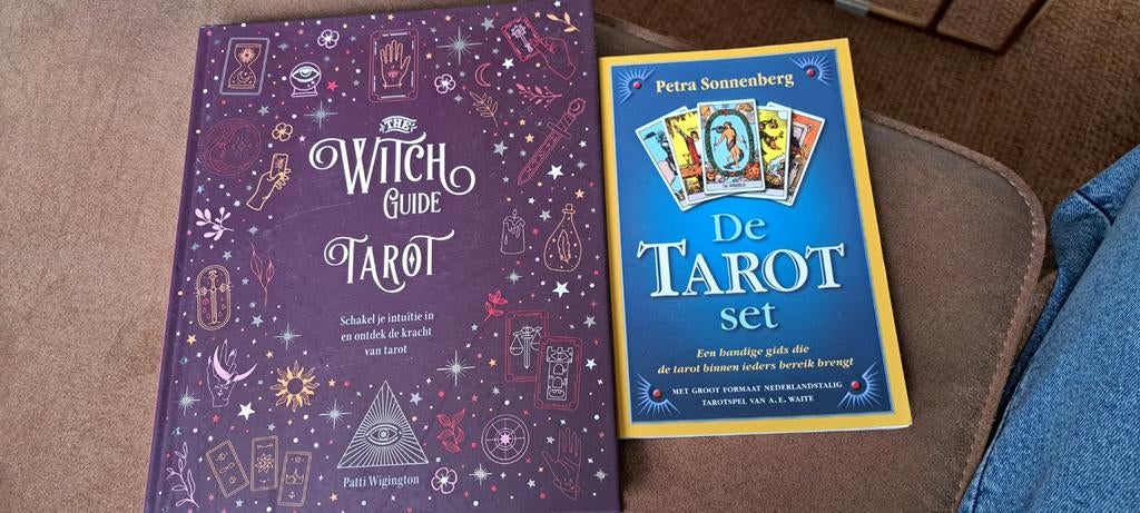 Gratis 2x boeken tarot 1 kaartenset, Ophalen of Verzenden