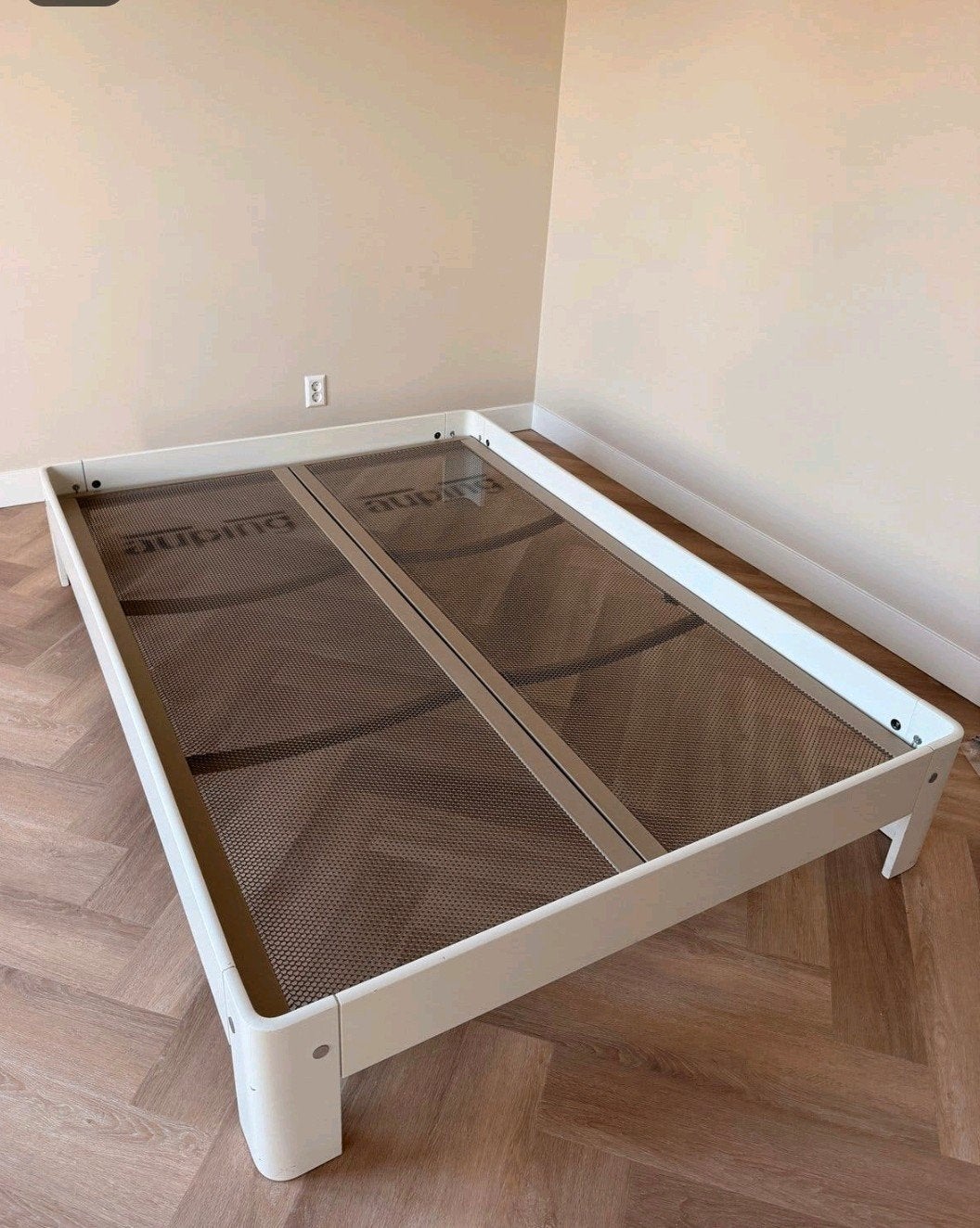 auping Auronde 140x200 in zeer nette conditie, Wit, Tweepersoons, Zo goed als nieuw, 200 cm