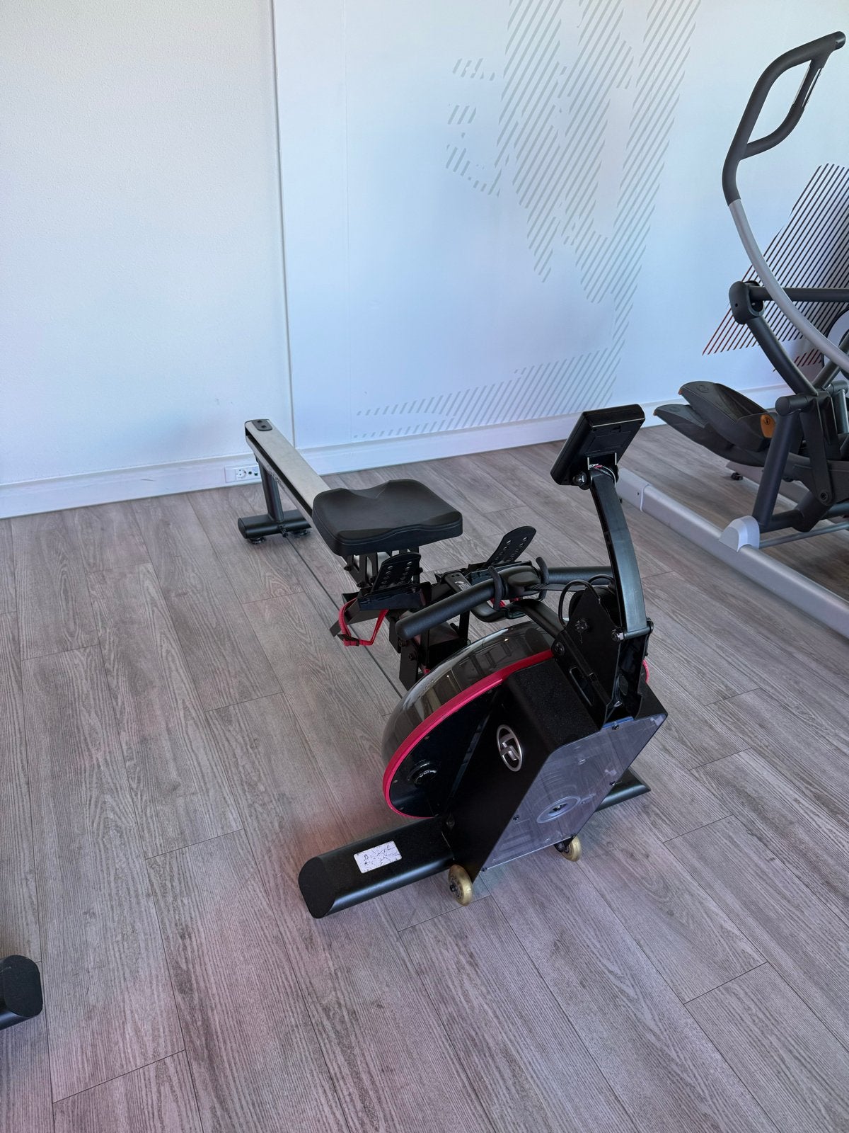 Life Fitness Roeiapparaat - Drukprobleem, Sport en Fitness, Ophalen, Gebruikt, Armen, Metaal