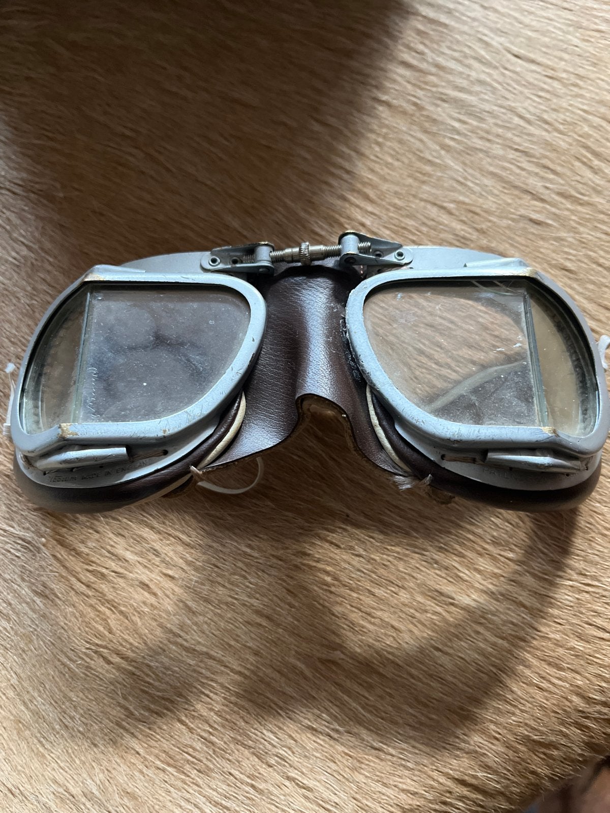 pilotenbril  / motor bril Made in England, Verzamelen, Ophalen of Verzenden, Luchtmacht, Engeland, Overige typen