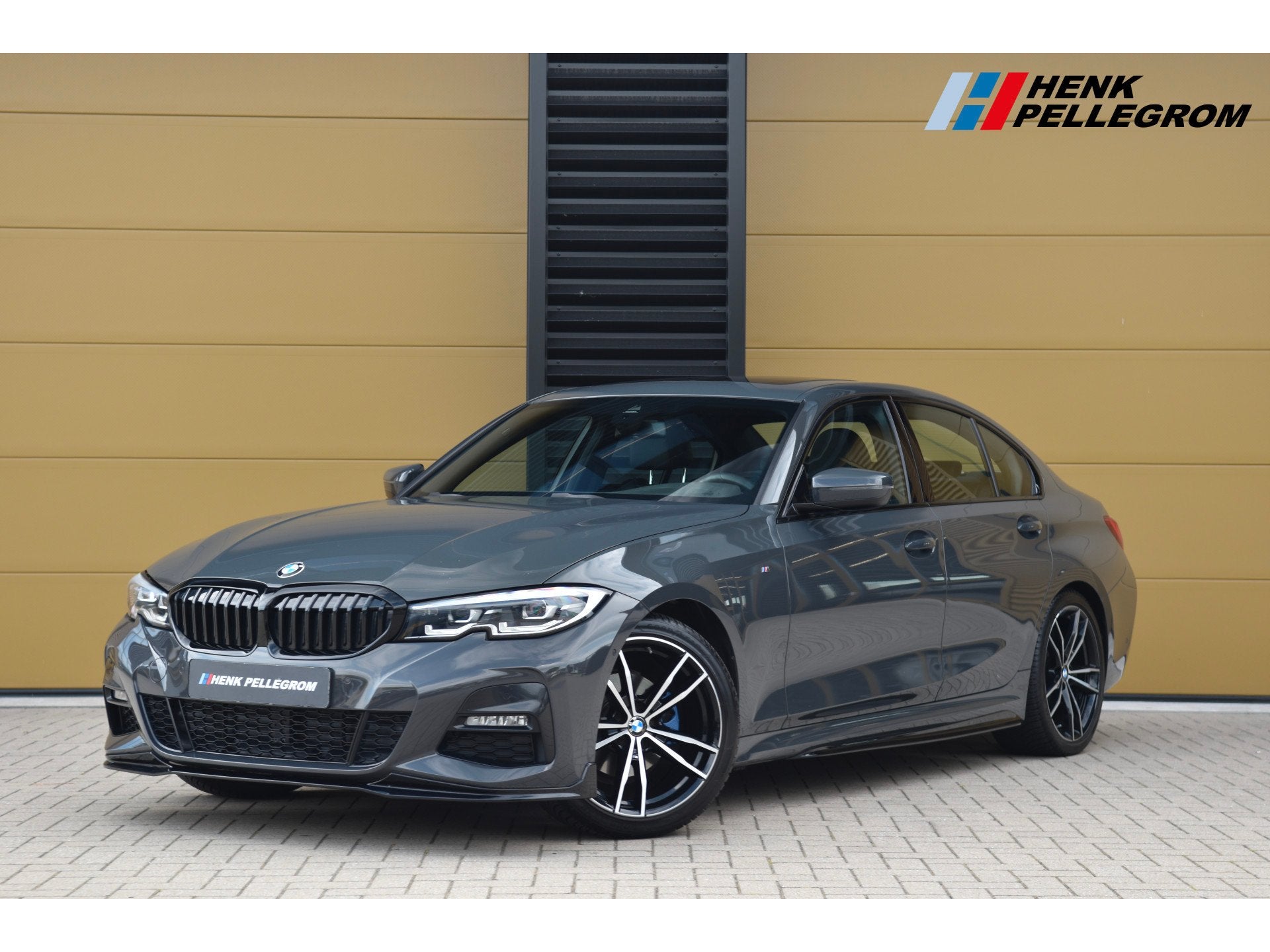 BMW 3-serie 320i High Executive Edition * M-Pakket * Harman/, Auto's, BMW, Automaat, 1998 cc, Achterwielaandrijving, Gebruikt