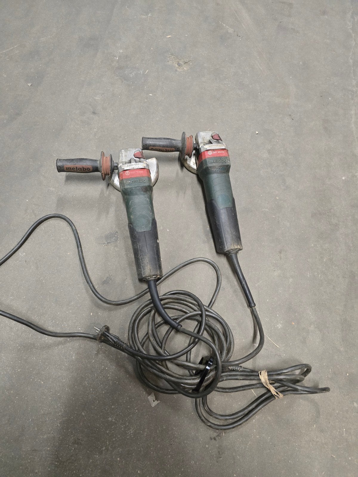 2x Metabo WPB 17-125 quick haakse slijpmachine 1700w 125mm, Ophalen of Verzenden