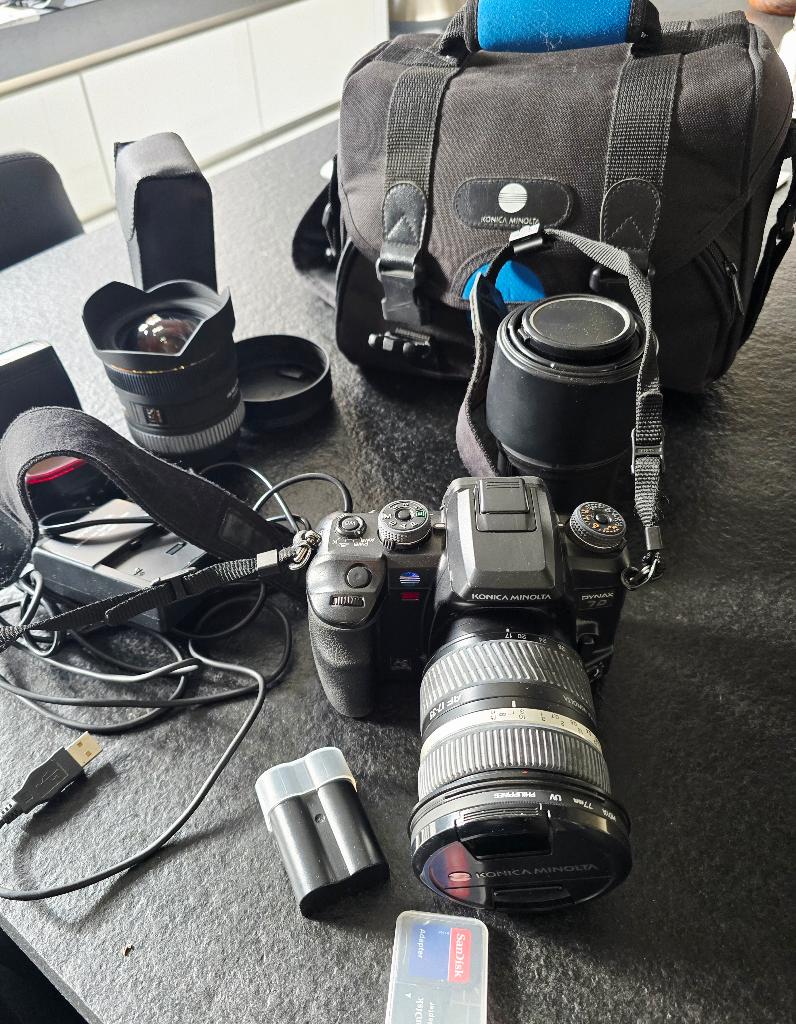 Konica Minolta Dynax 7D DSLR Set lenzen, accessoires, Audio, Tv en Foto, Fotocamera's Digitaal, Konica, 8 keer of meer, Ophalen