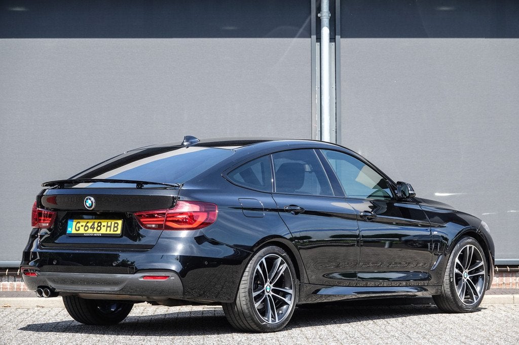BMW 3-serie Gran Turismo 320i 184Pk Aut. | High Executive |, Auto's, BMW, Automaat, 1998 cc, Achterwielaandrijving, Gebruikt