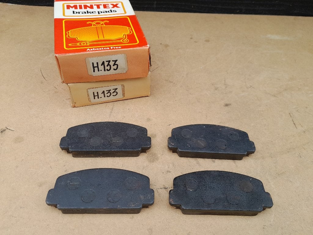 REMBLOK SET - NOS / NEW OLD STOCK - TOYOTA CELICA + CARINA, Verzenden, Nieuw, Toyota