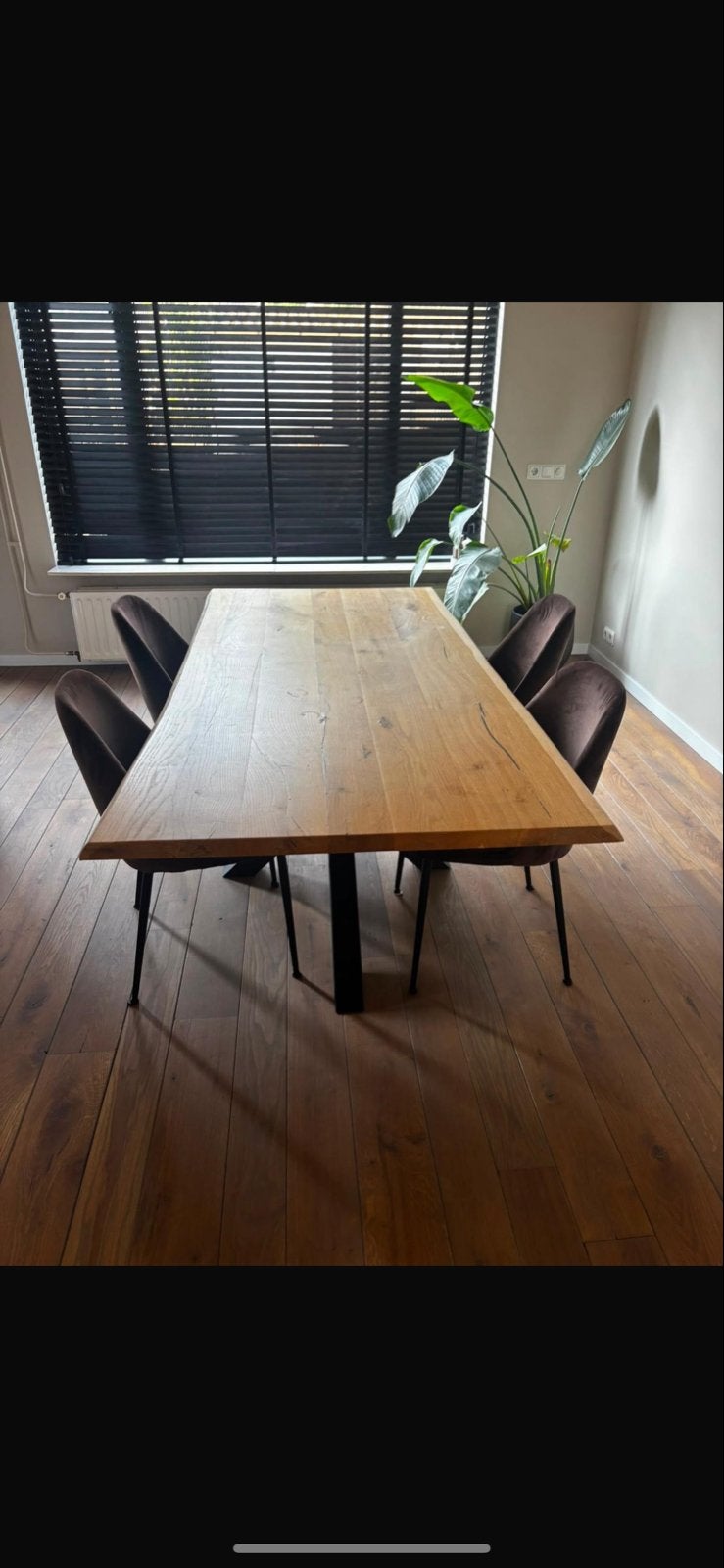 Robuuste Eiken Eettafel met Zwart Metalen Onderstel, Huis en Inrichting, Tafels | Eettafels, Ophalen, Eikenhout, 50 tot 100 cm