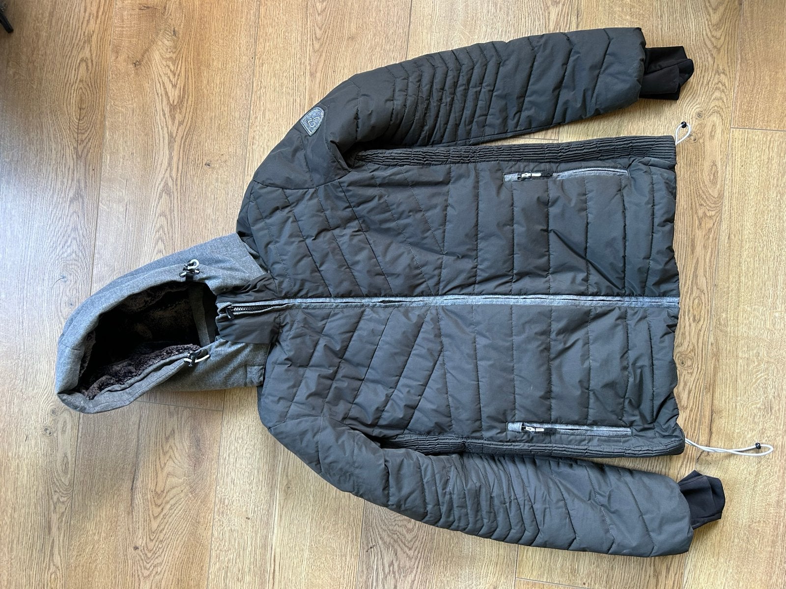 Falcon winterjas maat 176 - Zo goed als nieuw, Ophalen of Verzenden, Zo goed als nieuw, Jongen of Meisje, Jas