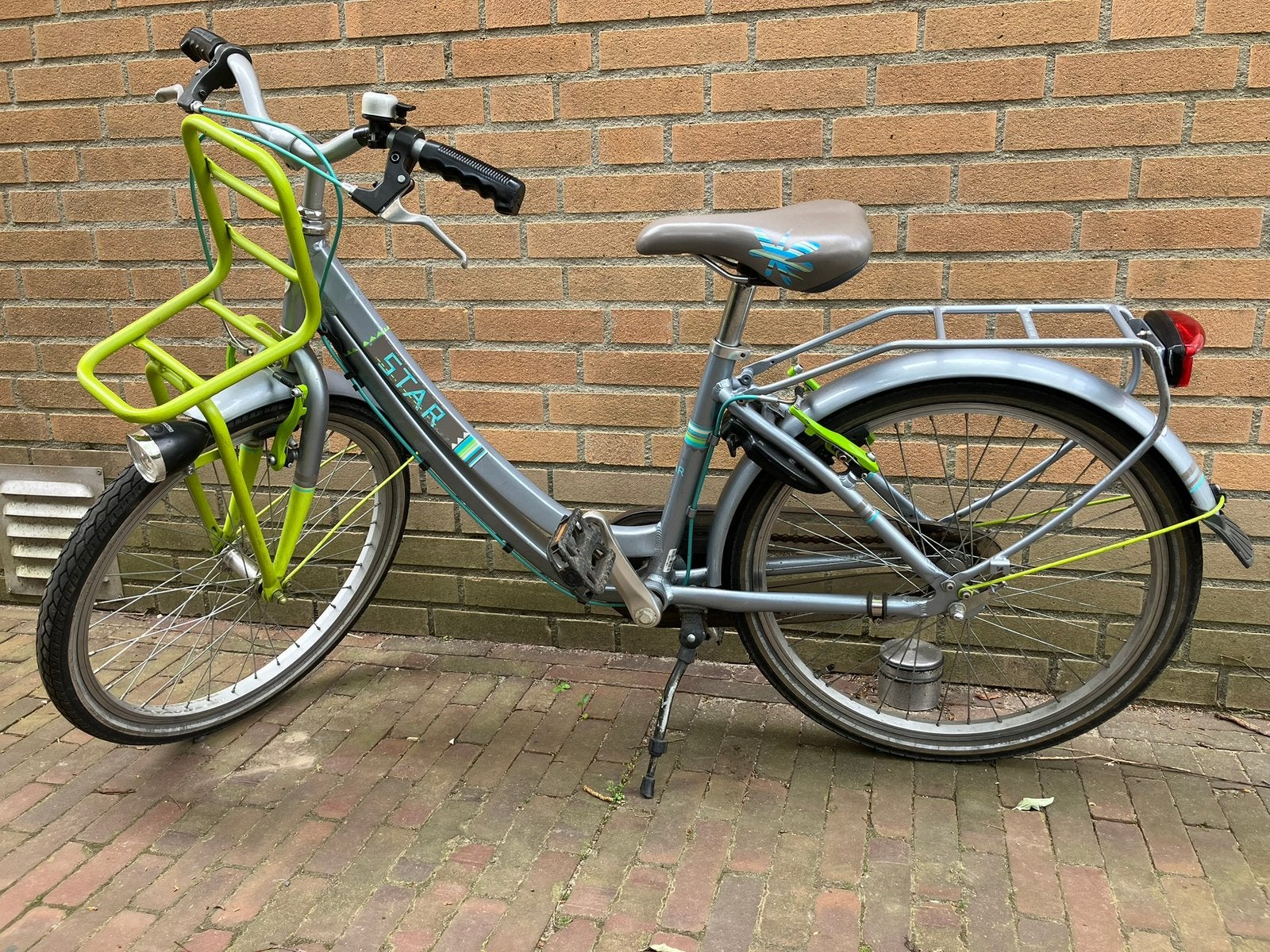 Meisjesfiets Batavus | led-lampen | rekje voor | 22”, Ophalen, Gebruikt, 22 inch, Handrem