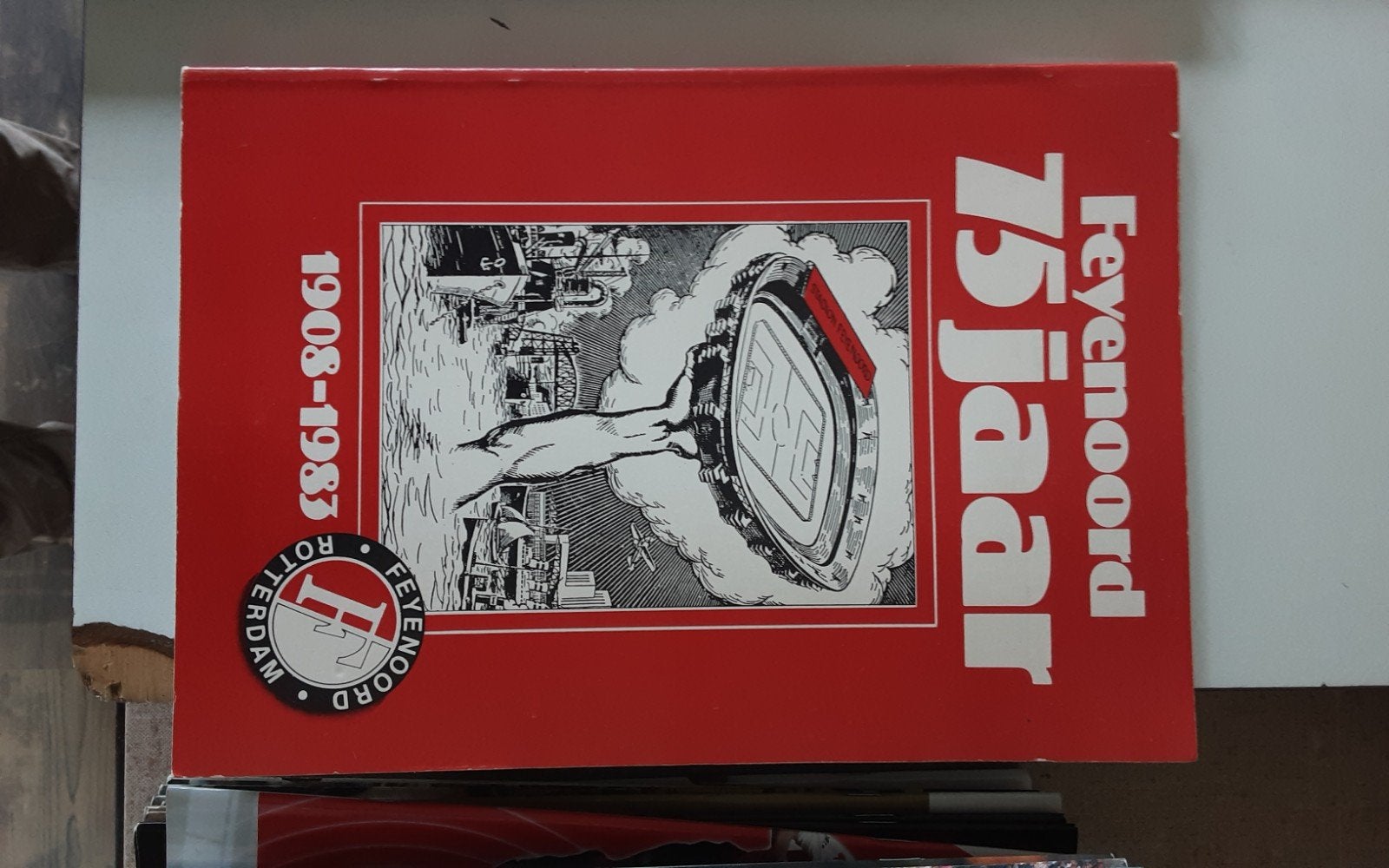 Feyenoord 75 Jaar: 1908-1983 Jubileumboek, Boeken, Ophalen of Verzenden, Gelezen, Onbekend, Overige sporten
