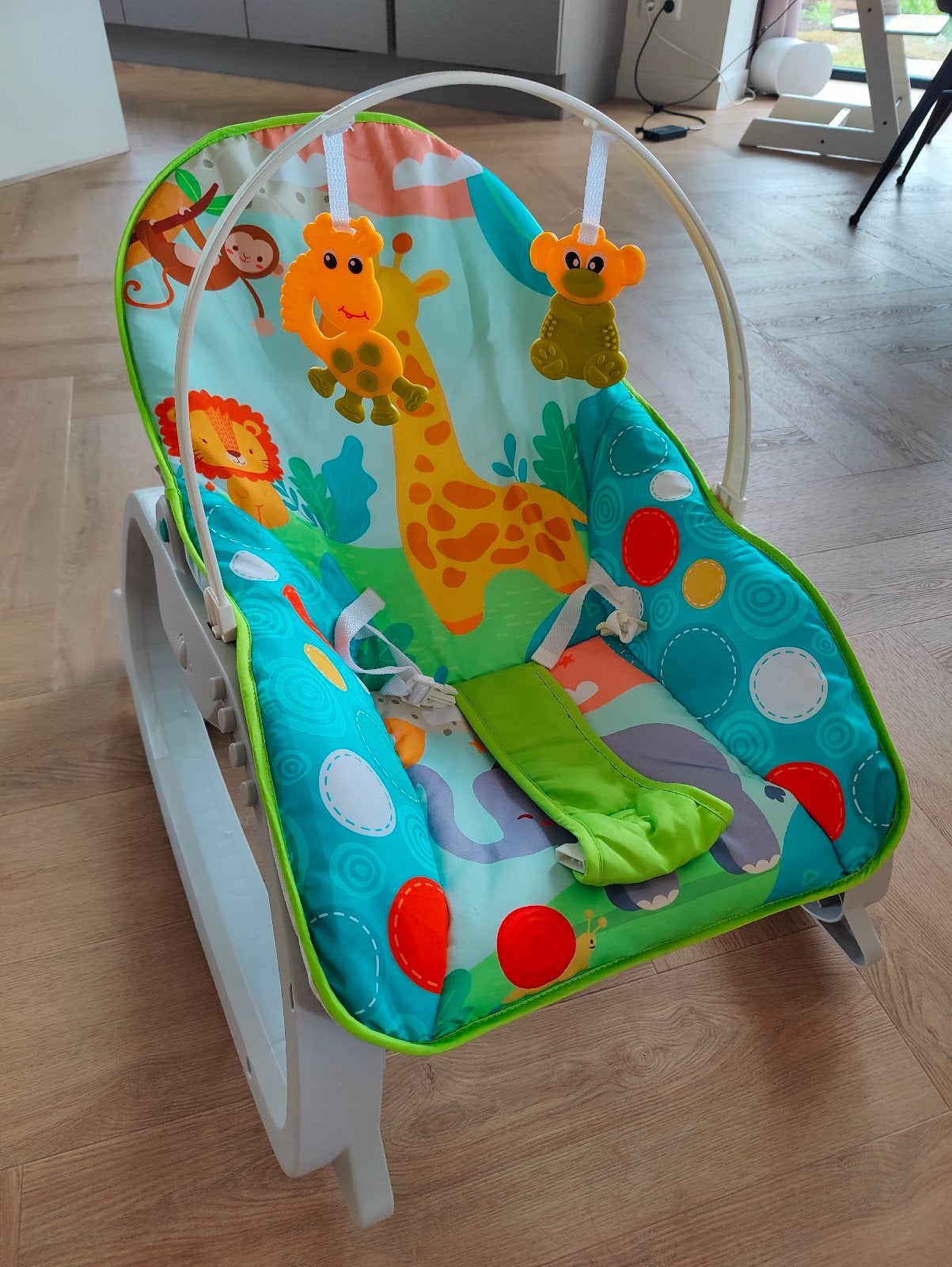 Rocker: Flexibele Baby rocker/zit of lig stoel, Gebruikt, Verstelbaar, Wipstoel, Ophalen