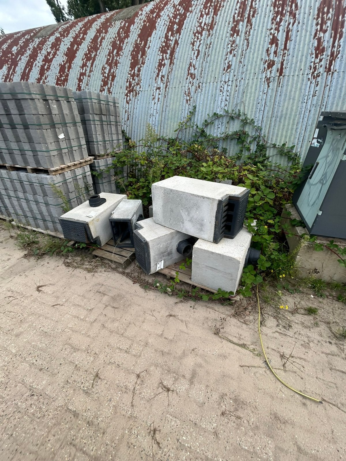 Straatkolken, trottoirkolken, Ophalen, Overige materialen, Overige typen, Zo goed als nieuw