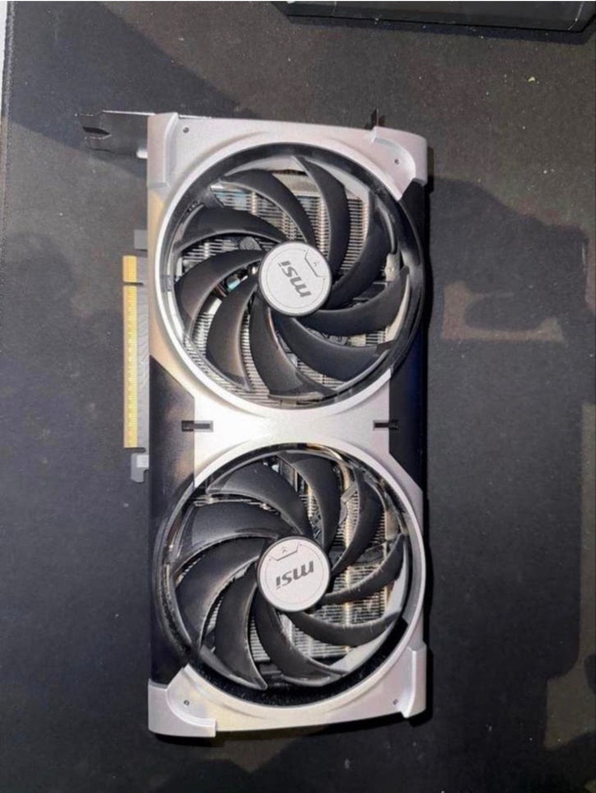 MSI GeForce RTX 5070 12gb ventus 2x oc Videokaart, Computers en Software, Videokaarten, HDMI, Overige soorten, Ophalen of Verzenden