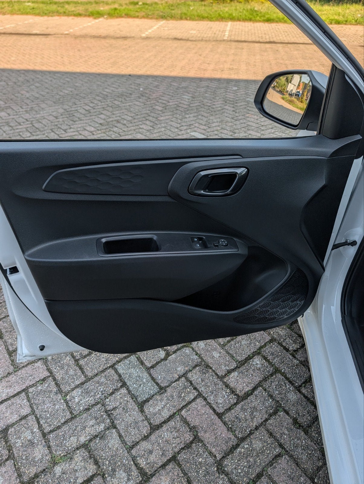 Foto 12 van Hyundai i10 2025 | Lage Km | CarPlay | Navi | Zeer Compleet