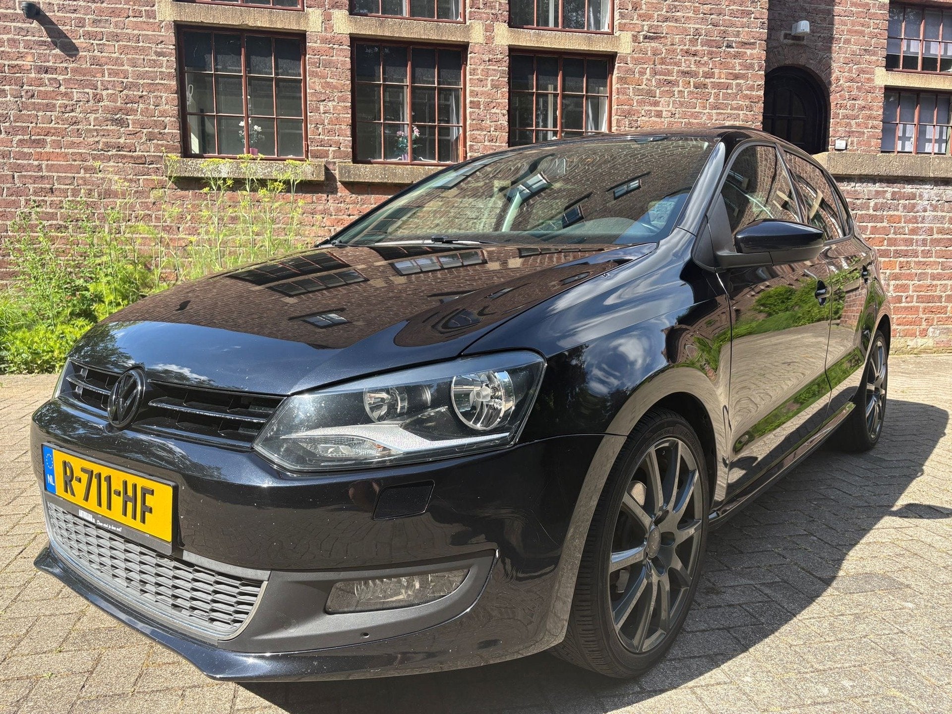Volkswagen Polo 1.2 TSI Highline Heerlijke Volle Auto Pano,6, Voorwielaandrijving, Stof, Zwart, 988 kg