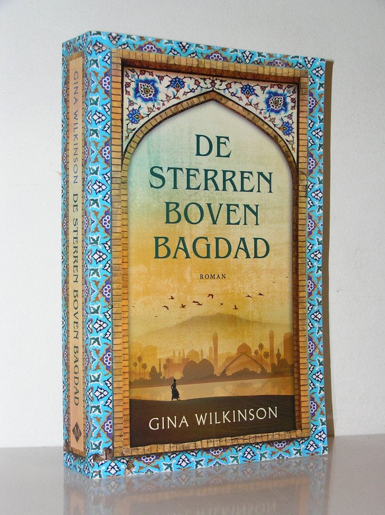 Gina Wilkinson - De sterren boven Bagdad (historische roman), Ophalen of Verzenden, Zo goed als nieuw