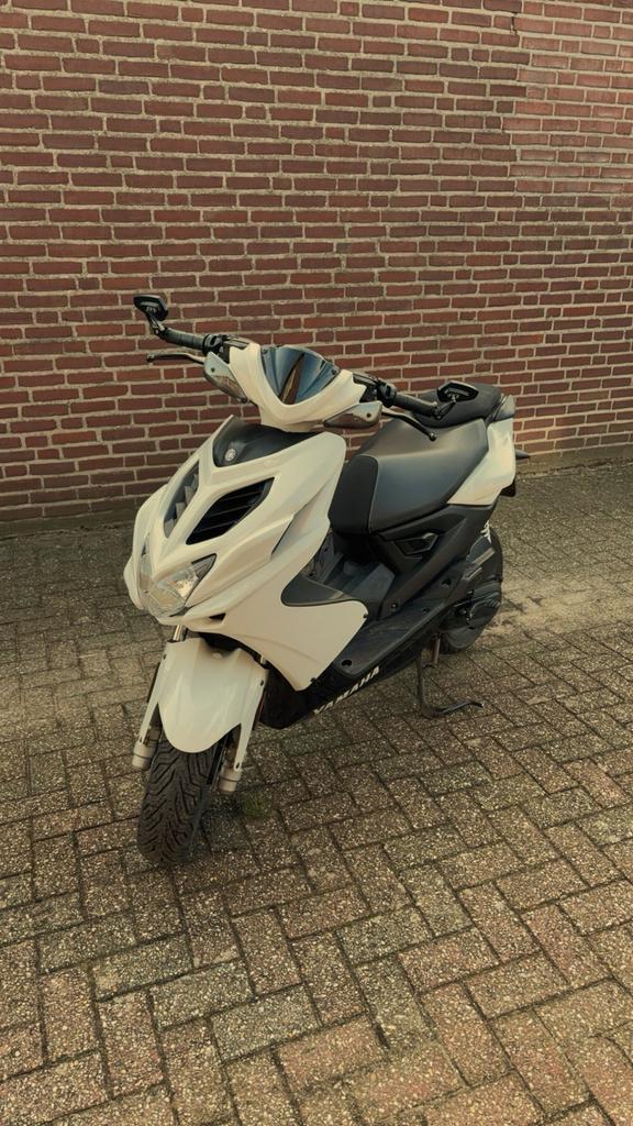 Yamaha Aerox 4-takt 50cc uit 2021, Ophalen, Benzine, Aerox