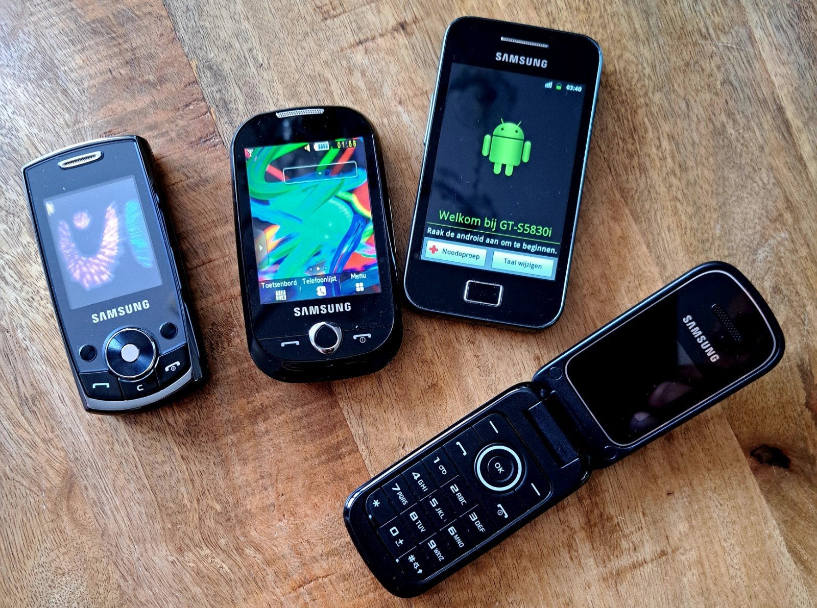 4 Samsung telefoons met toebehoren - Goede staat, Gebruikt, Overige modellen, Zwart, Ophalen of Verzenden