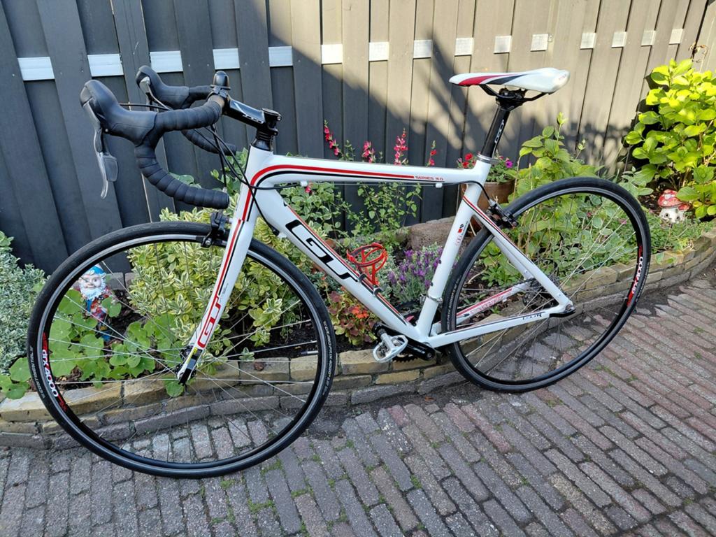 GT racefiets, Fietsen en Brommers, Fietsen | Racefietsen, Aluminium, Meer dan 20 versnellingen, 53 tot 57 cm, Ophalen
