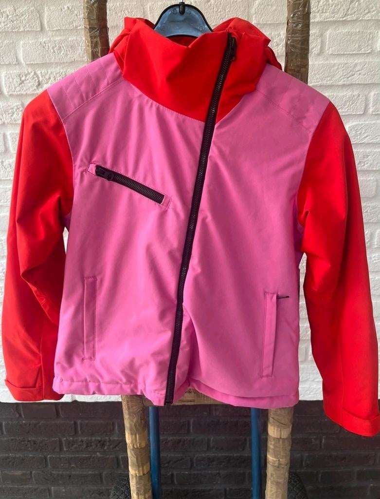 Peak Performance jas maat 140, Kleding | Dames, Wintersportkleding, Peak Performance, Ophalen of Verzenden, Jack, Maat 34 (XS) of kleiner