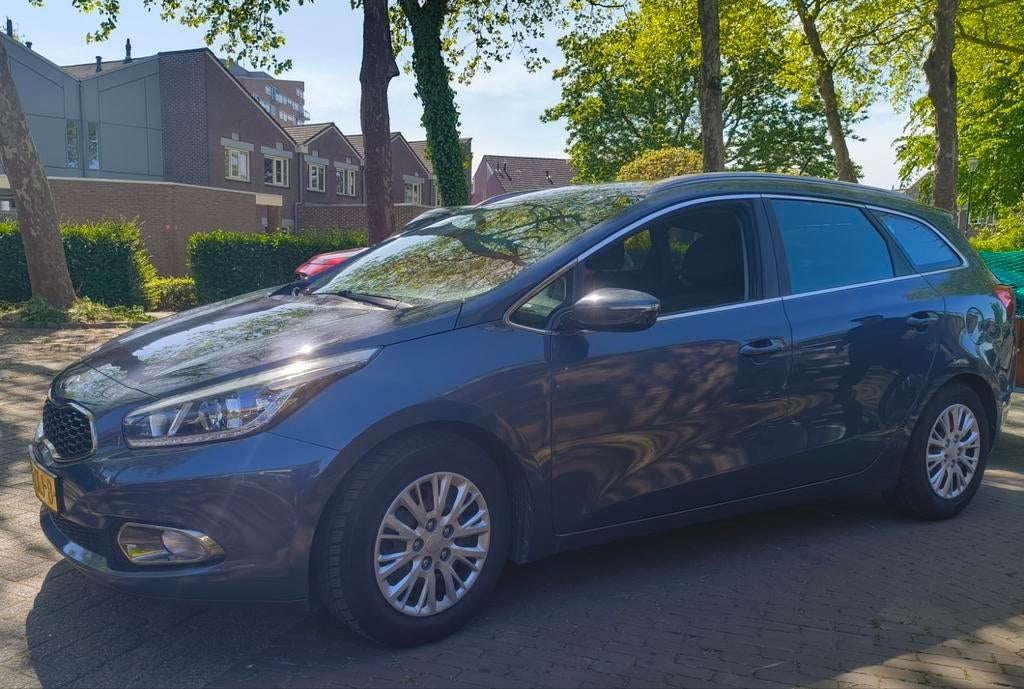 Kia Ceed 1.6 GDI Sports Wagon 2013 Blauw, trekhaak,nav,cam., Voorwielaandrijving, 1591 cc, 4 cilinders, Blauw