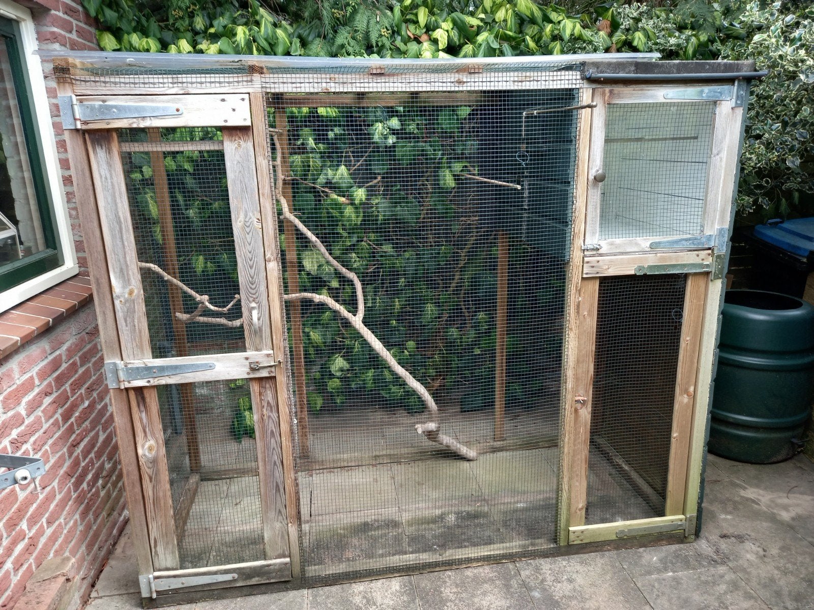 Mooie houten volière met nachtverblijf, Ophalen, Hout, Volière