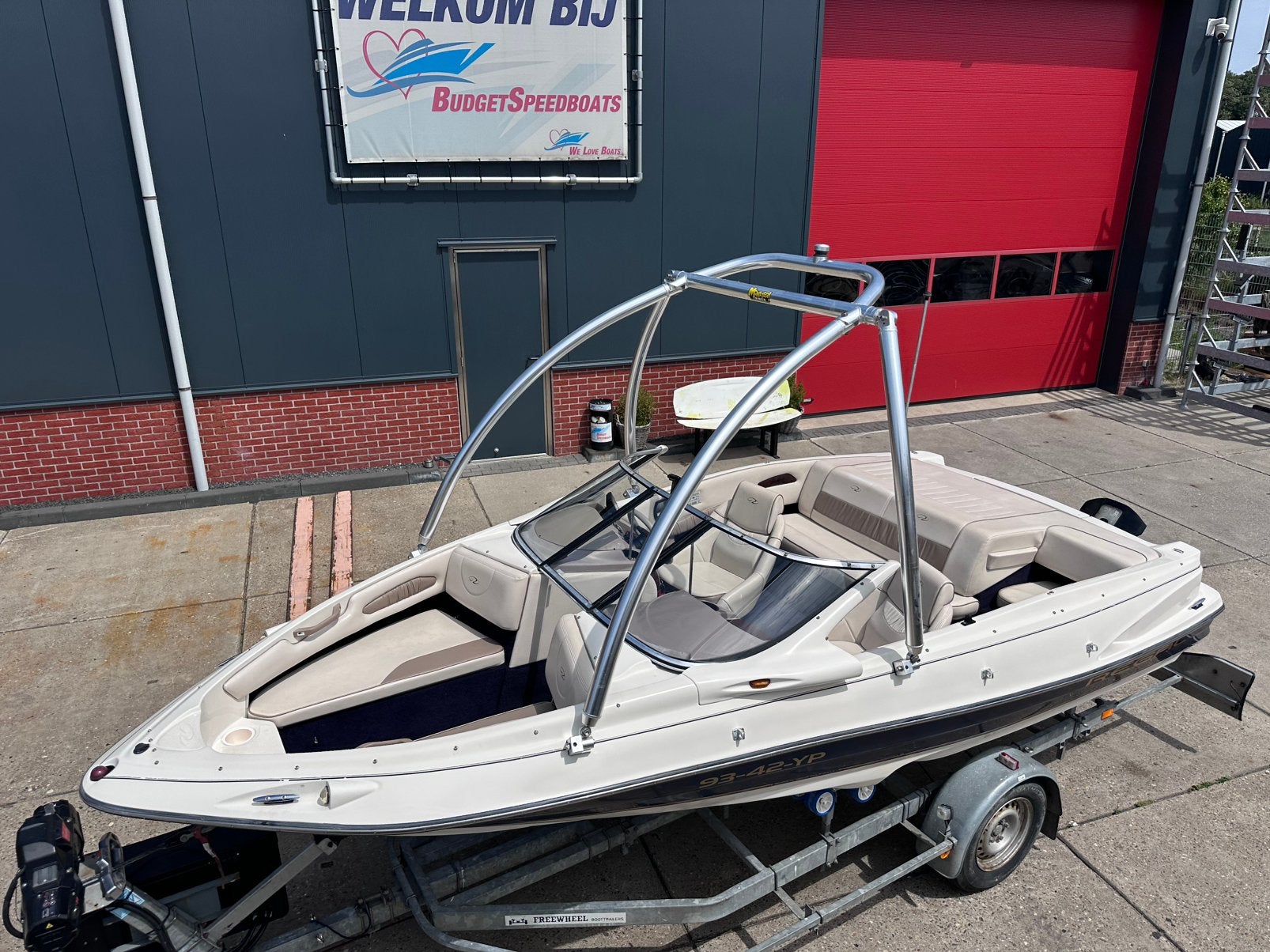 Nette Regal 170 Speedboot 6-persoons 140 PK  Vaarklaar, Watersport en Boten, Regal, Gebruikt, Binnenboordmotor, 120 tot 200 pk