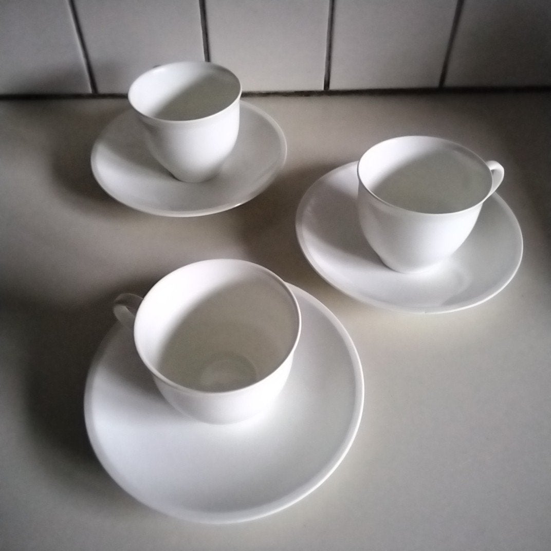 3 Royal Canterbury kop en schotels - Fine Bone China, Ophalen of Verzenden, Zo goed als nieuw, Overige stijlen, Kop(pen) en/of Schotel(s)