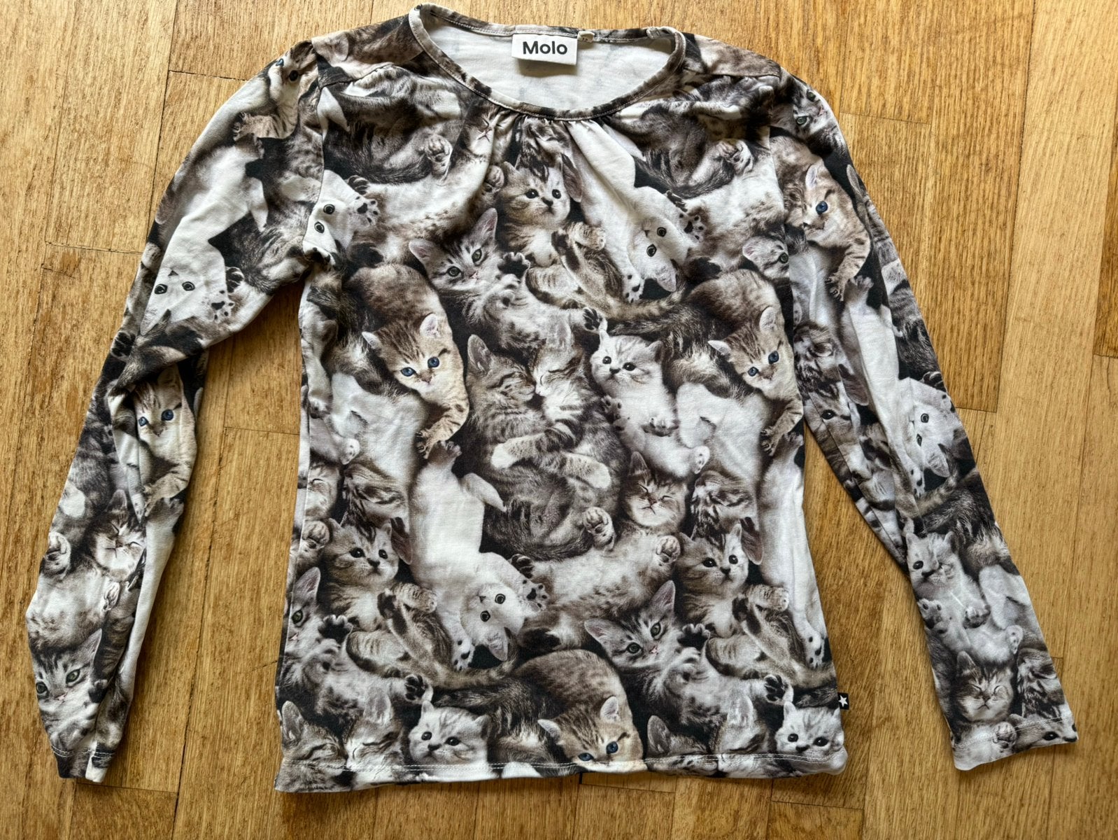 Molo longsleeve katten poezen 152, Ophalen of Verzenden, Zo goed als nieuw, Jongen, Shirt of Longsleeve