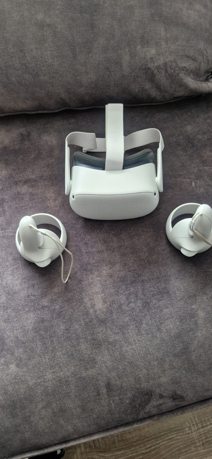 Oculus Quest VR-bril - Werkt naar behoren, Ophalen of Verzenden, Zo goed als nieuw, VR-bril, Overige platformen