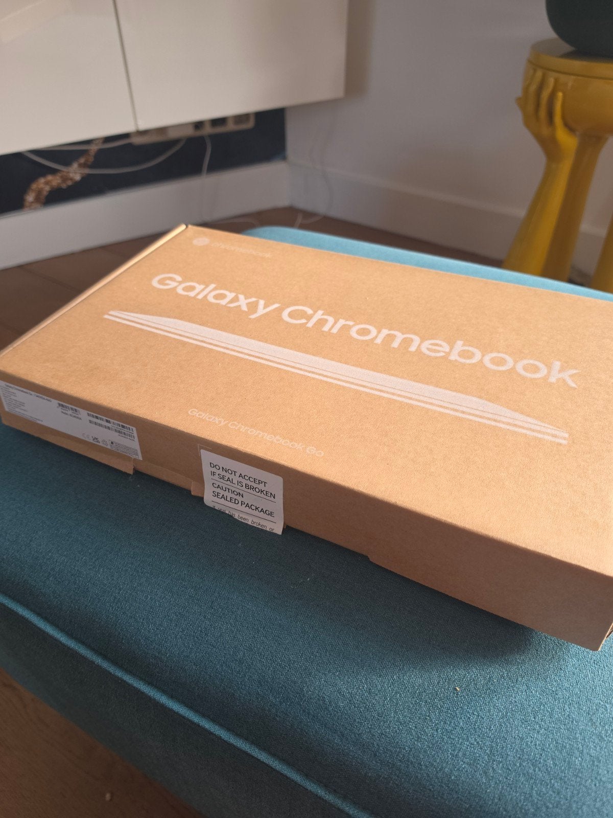 Samsung Galaxy Chromebook Go - Nieuw in doos, Computers en Software, Ophalen, 32 GB eMMC, Qwerty, Nieuw