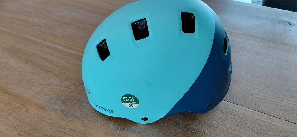 Kinder helm BTWIN maat S, Fietsen en Brommers, Fietsaccessoires | Fietshelmen, S, Btwin / Decathlon, Gebruikt, Jongen of Meisje