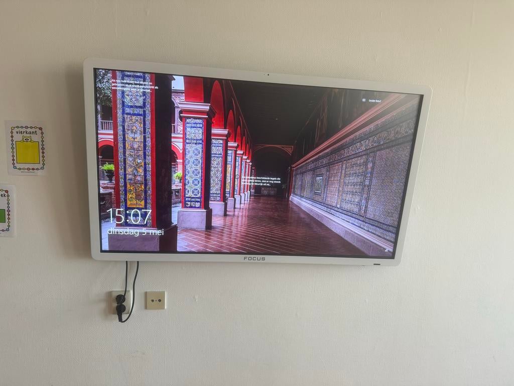 Focus smart/Digibord - Wit, Goede Staat, Overige merken, 50 Hz, Full HD (1080p), Gebruikt