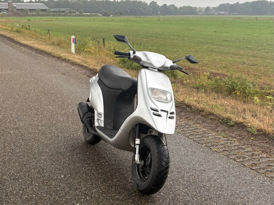 Piaggio Typhoon 75cc - ‼️7 September op NL Bromplaat‼️, Fietsen en Brommers, Brommeronderdelen | Scooters, Ophalen of Verzenden