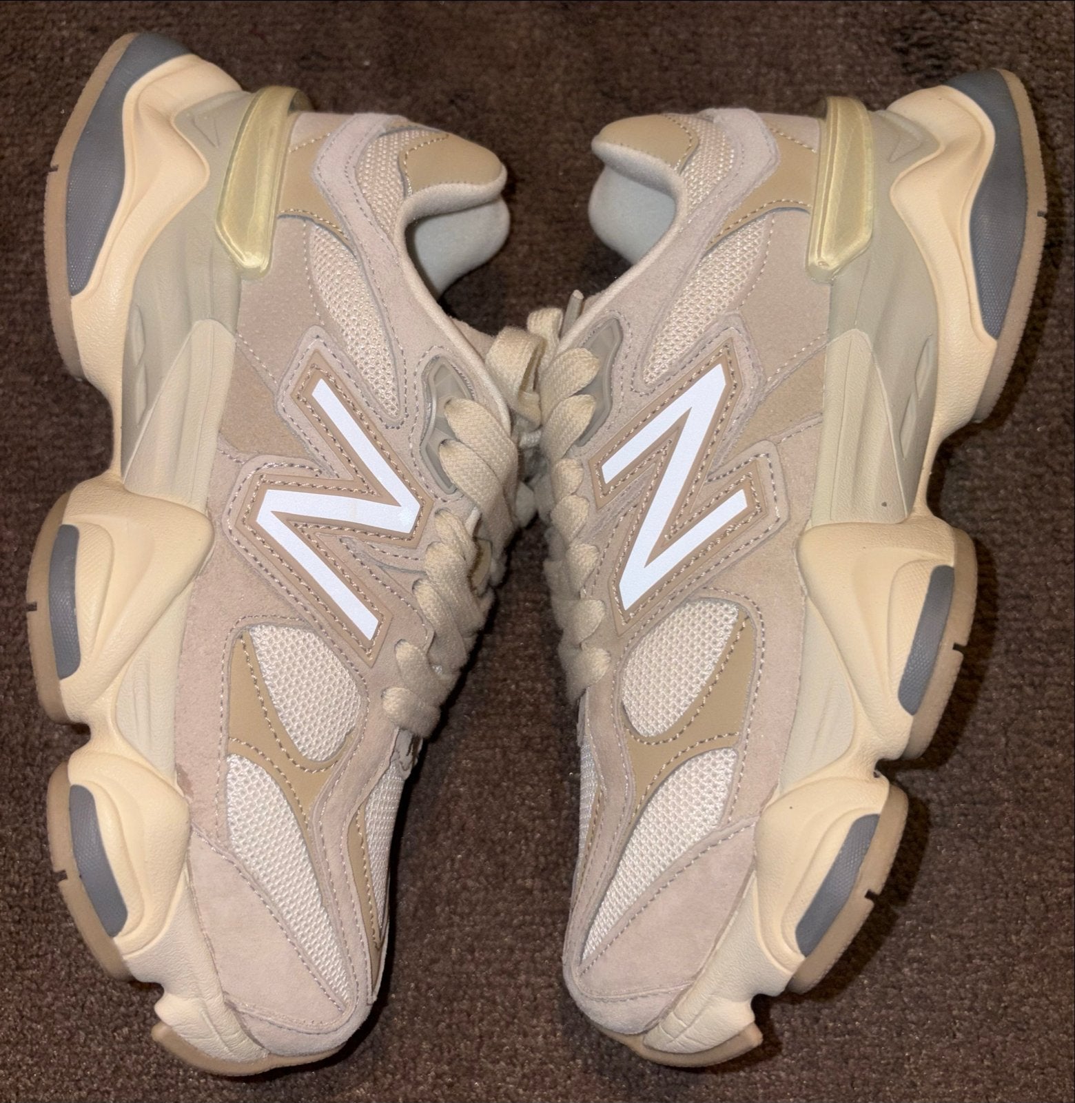 New Balance 9060 nieuw, Ophalen of Verzenden, Nieuw, Beige, Sneakers of Gympen