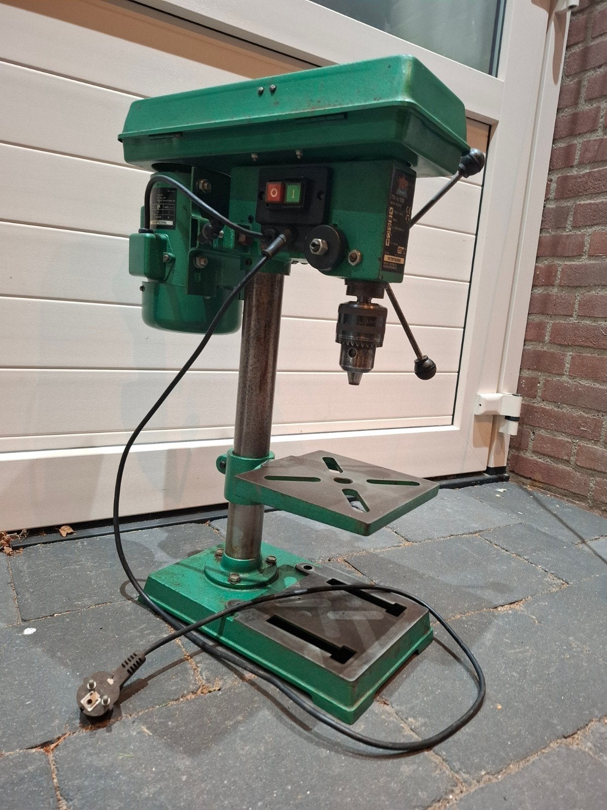 Kolomboormachine - 16mm boorkop en 9 snelheden., Doe-het-zelf en Verbouw, Gereedschap | Boormachines, Ophalen, Gebruikt, Kolomboormachine