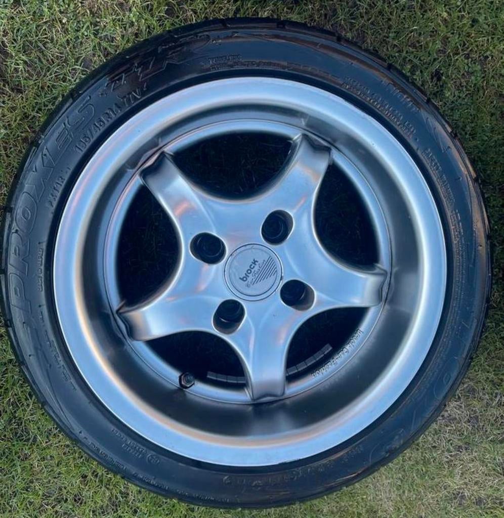 Brock B1 breedset 14 inch velgen met toyo banden, Auto diversen, Autosport-onderdelen, Ophalen, Zo goed als nieuw