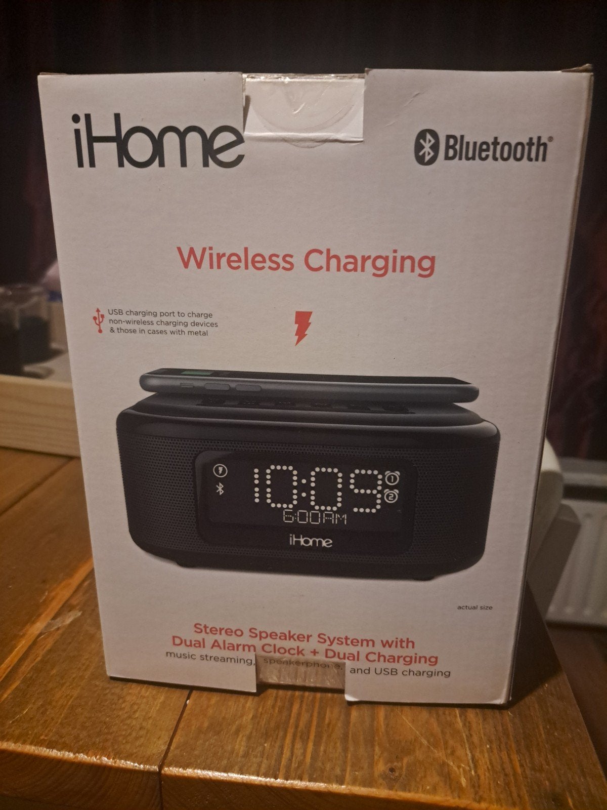 iHome Stereo Speaker Systeem met Draadloos Opladen, Stereo speakers, Bluetooth, Nieuw, Minder dan 60 watt