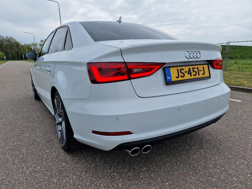 Audi A3 Limousine 1.4 TFSI Ambition Sport Sedan LED stoelvw., Auto's, Audi, Voorwielaandrijving, 125 pk, 4 cilinders, Wit