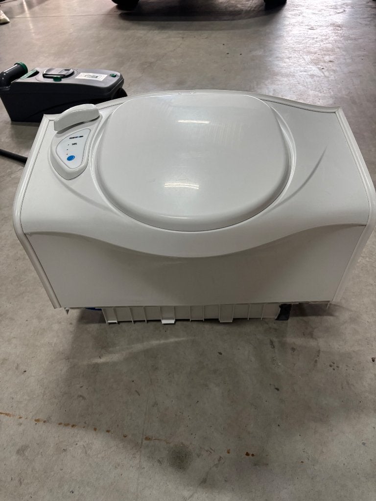 Toilet Thetford C403L, Ophalen, Gebruikt
