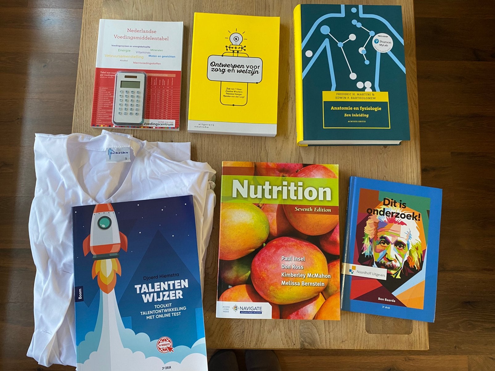Studieboeken opleiding Voeding en Diëtetiek, Ophalen, Zo goed als nieuw, School, Studie en Wetenschap