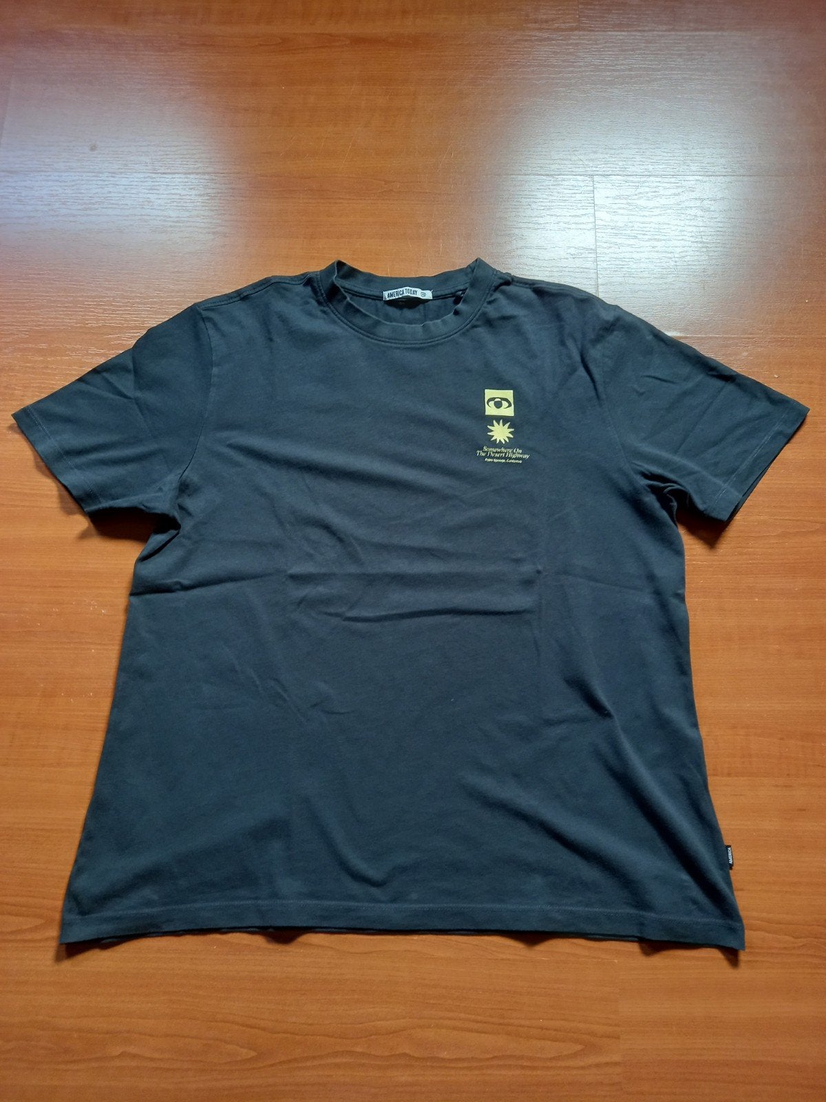 America today t-shirt maat xs, Ophalen of Verzenden, Korte mouw, Maat 34 (XS) of kleiner, Gedragen