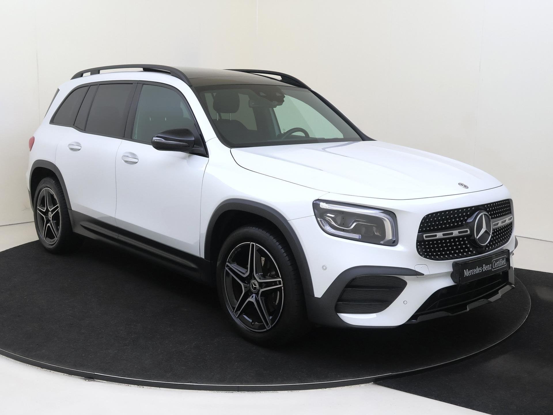 Mercedes-Benz GLB 180 Business Solution AMG Panoramadak / Me, 136 pk, Gebruikt, 4 cilinders, Leder en Stof