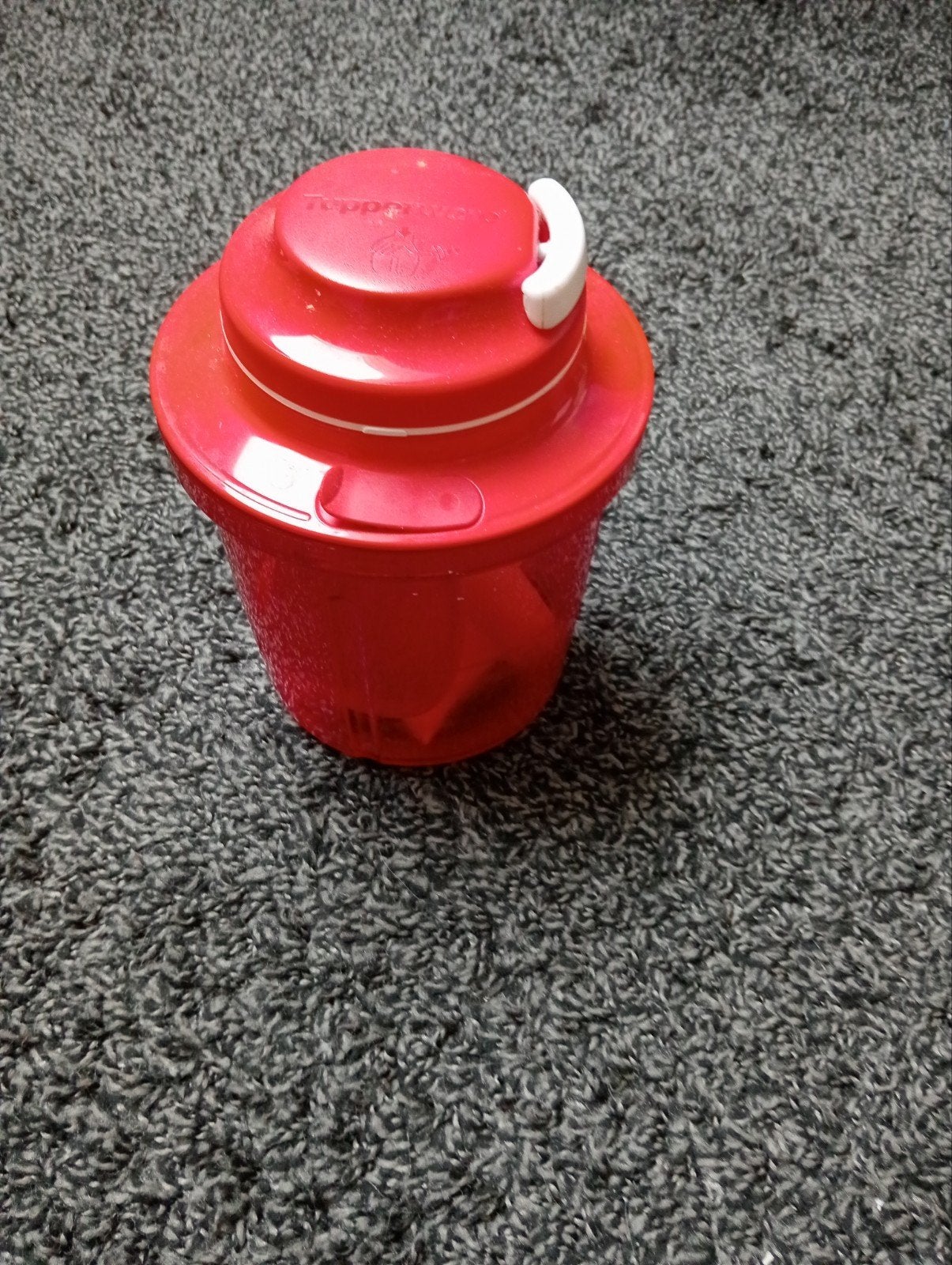 Tupperware Quick Chef - Rood - Handmatige Keukenmachine, Ophalen of Verzenden, Gebruikt, Rood, Schaal
