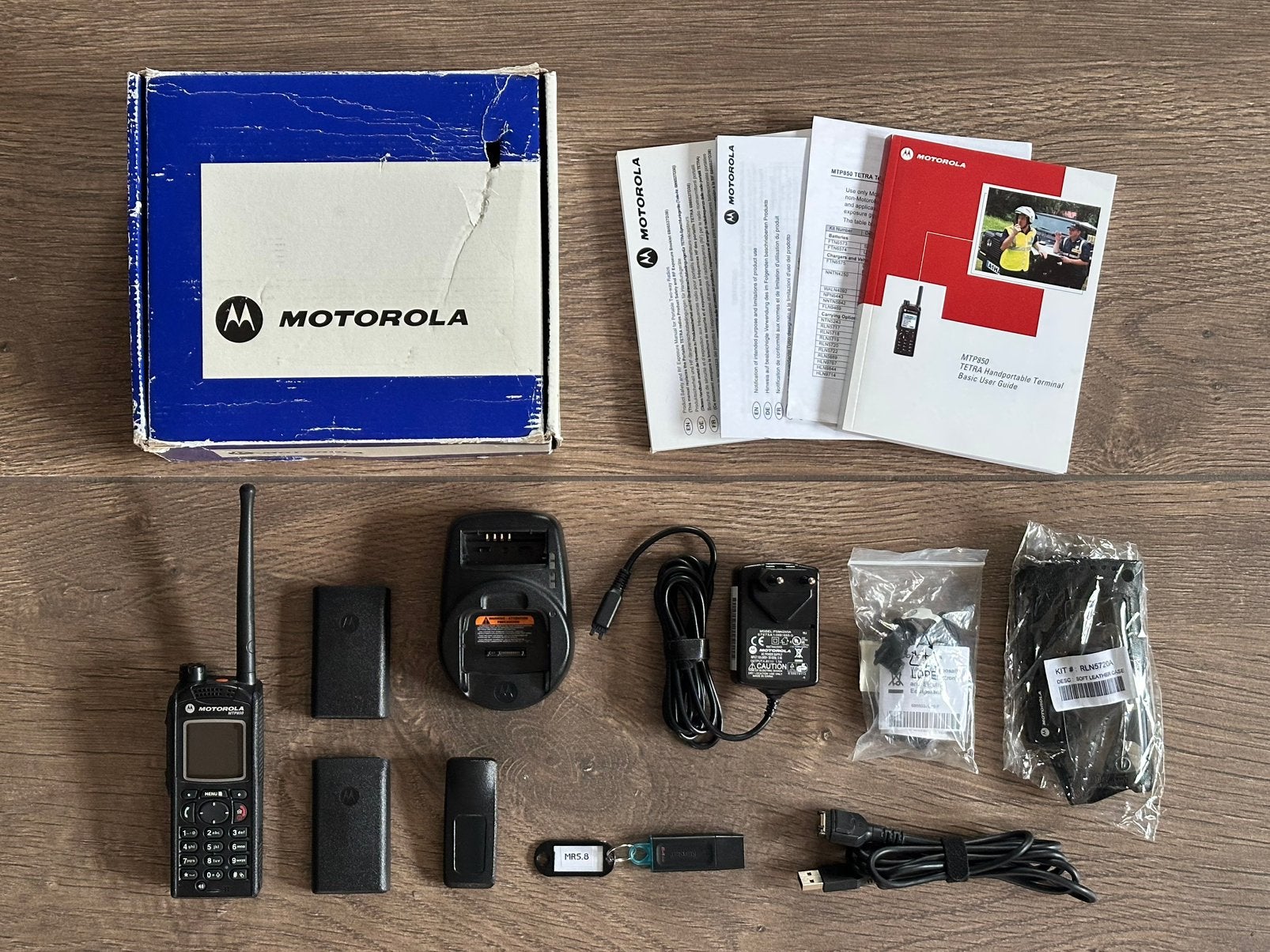 Motorola MTP850 (380/430MHz) - met progr.kabel en software, 5 tot 15 km, Nieuw, Ophalen of Verzenden, Portofoon of Walkie-talkie