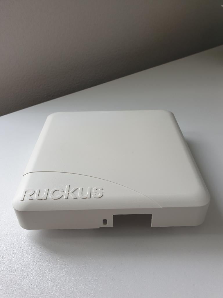 Ruckus R500 Accespoints  heel goedkoop !, Ophalen of Verzenden, Zo goed als nieuw, Ruckus